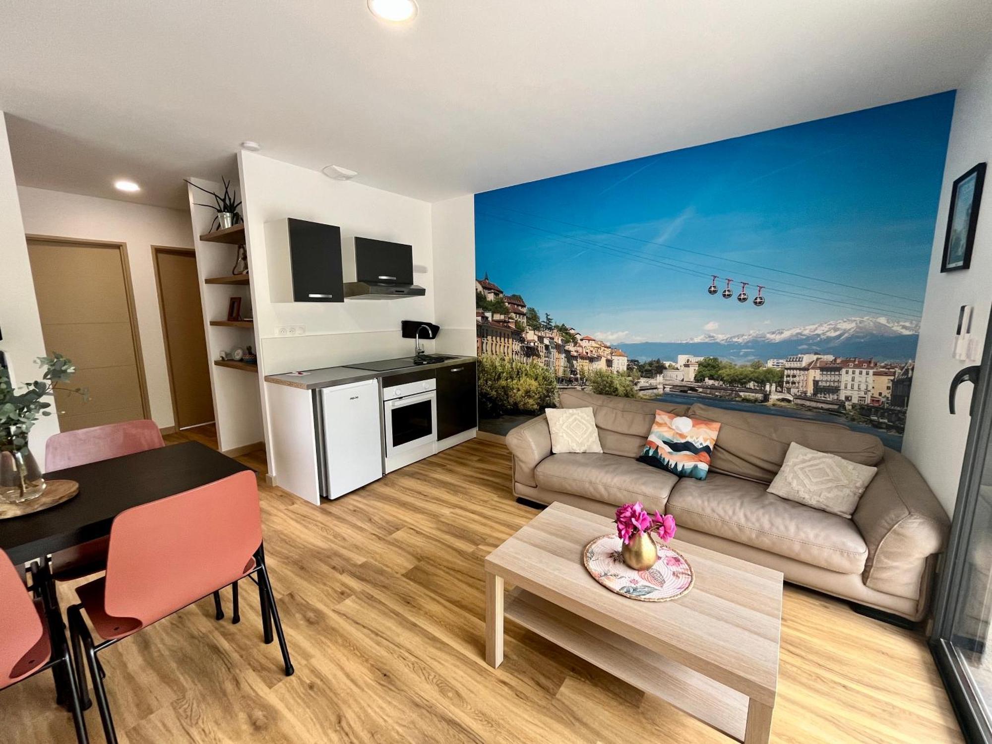 Le Parme' Nid - 3 Lits Avec Terrasse Et Clim Appartement *