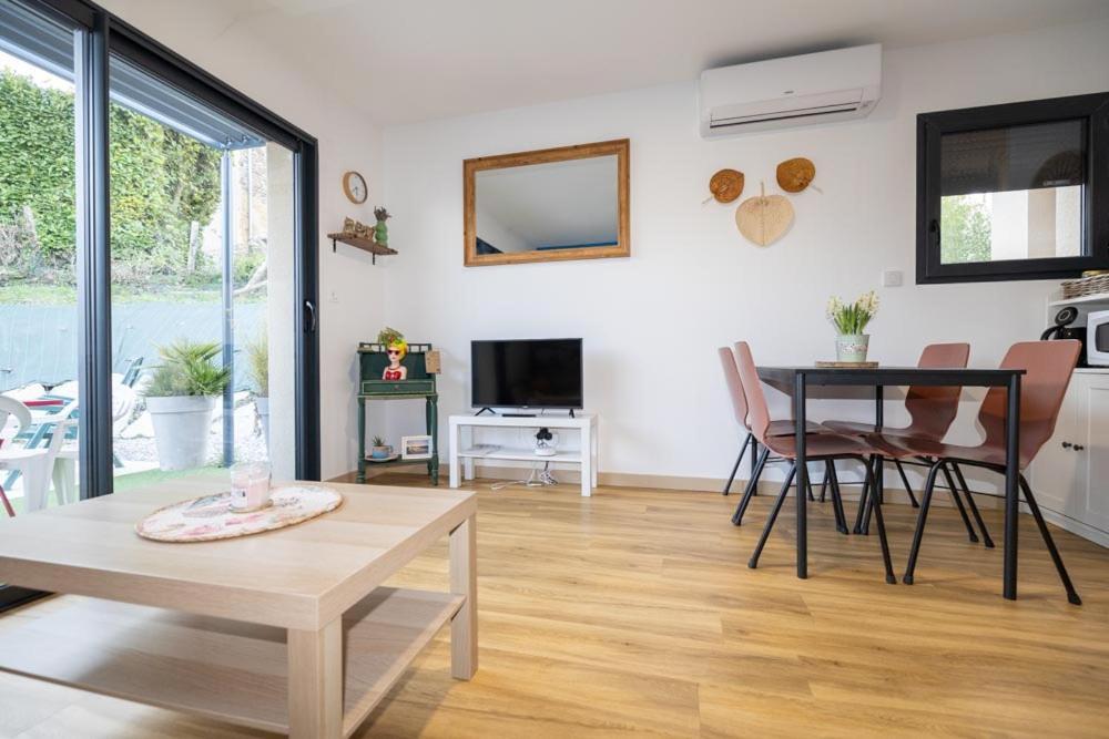 Le Parme' Nid - 3 Lits Avec Terrasse Et Clim Beaucroissant